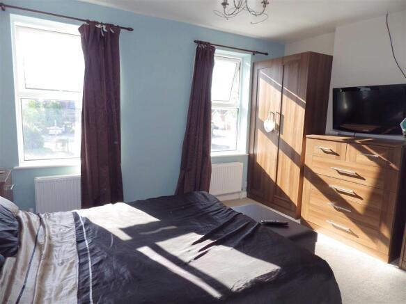 BEDROOM 1