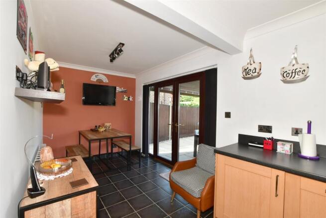 Kitchen/Breakfast Room