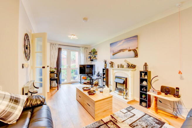 1 bed Retirement Property for sale Image 4