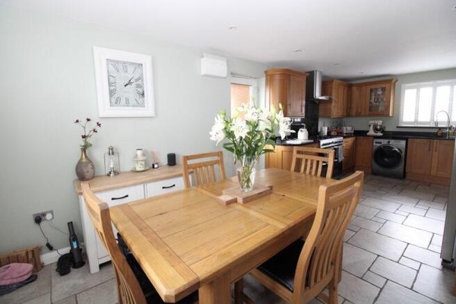 Kitchen/Dining Room