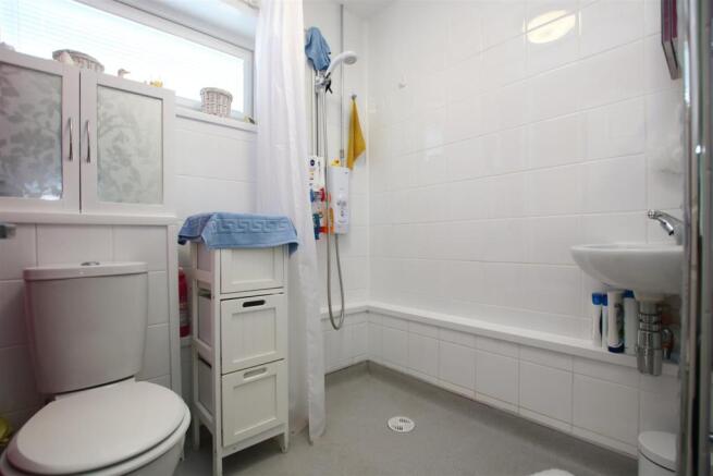 Wet Room.JPG