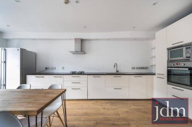 d2b63428-af50-41a...