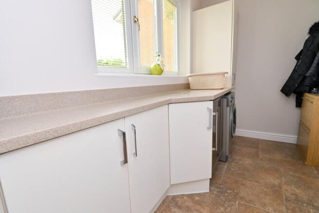 3 bed Detached for sale Image 12