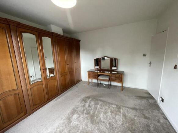 3 bed House to rent Image 9