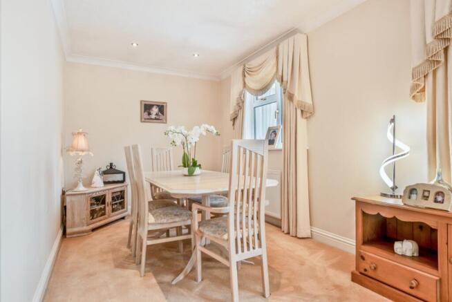 2 bed Bungalow for sale Image 8