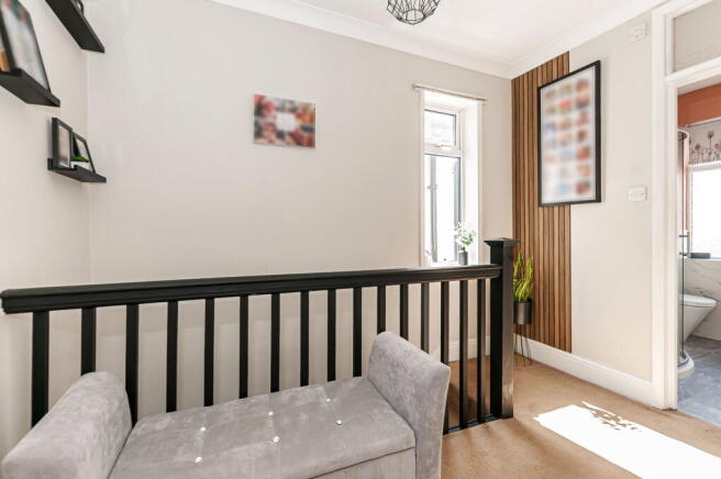 3 bed Semi-Detached for sale Image 9