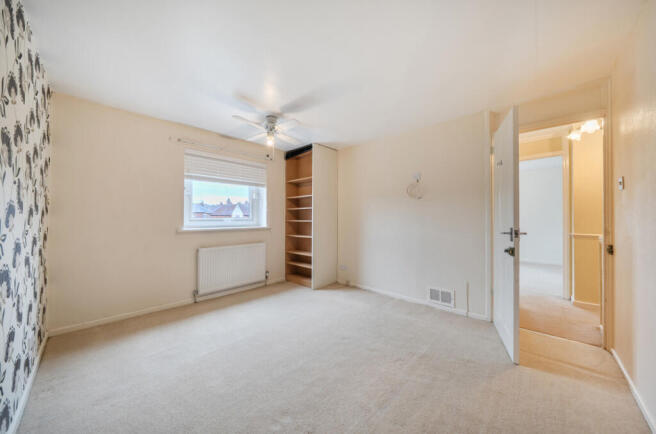 2 bed Flat for sale Image 12