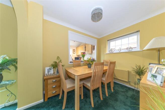 Eliot Close, Newport Pagnell, Buckinghamshire, MK16 - View 6