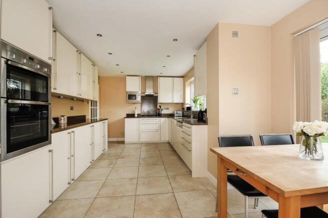 Kitchen/Breakfast Room