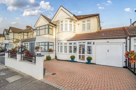 Hunters Grove, Harrow