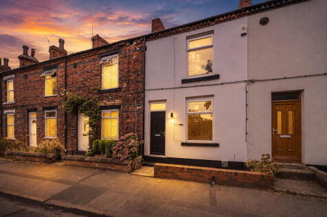 Wakefield Road, Garforth, Leeds, LS25 1NE