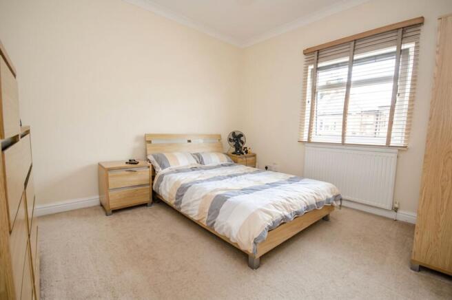 2 bed Terraced for sale Image 7