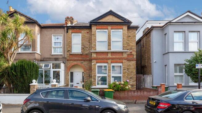 Flat B, 19 Ismaila Road, Forest Gate, London, E7 9PH