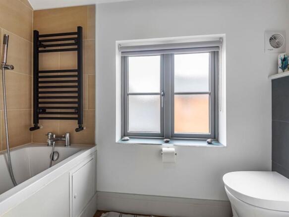 Bathroom.jpg
