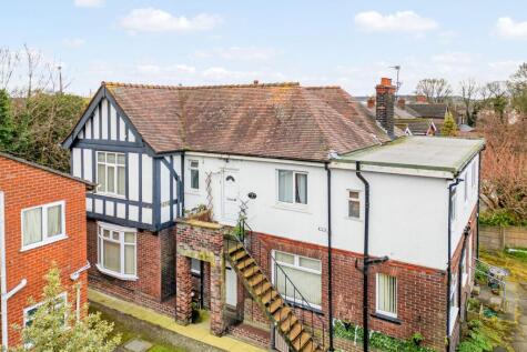 Highfield Road, Widnes, WA8