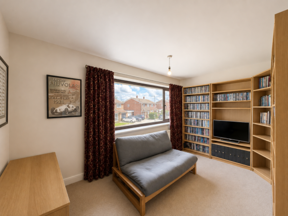 4 bed Detached for sale Image 10