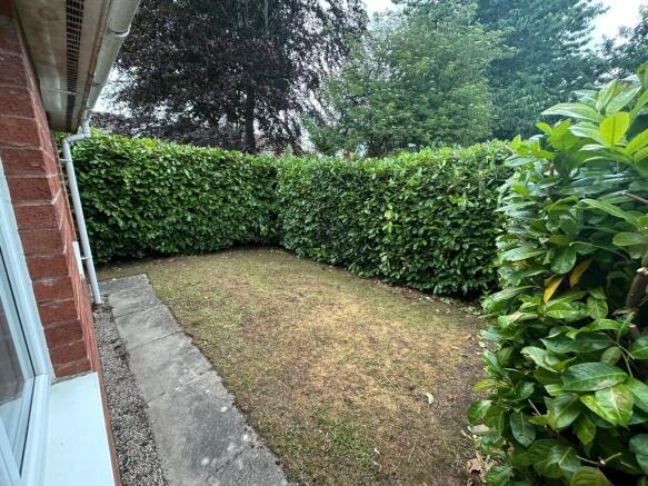 1 brambles chase ...