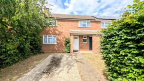 32, Sutton Field, Whitehill, Bordon GU35 9BP