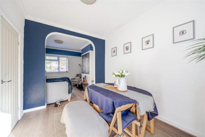 Tomkinson Drive, Kidderminster photo 4