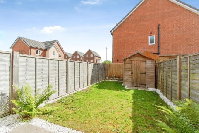 2 bed Terraced for sale Image 4