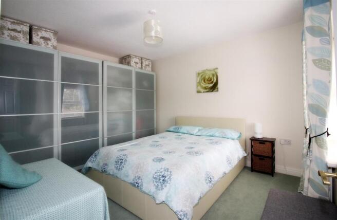 7014_Cawthorn Close.