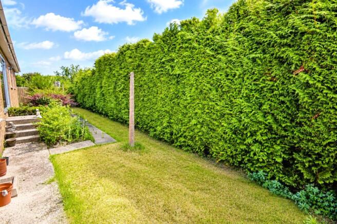 Chestnut Crescent, Maulden, Bedfordshire, MK45 photo 4