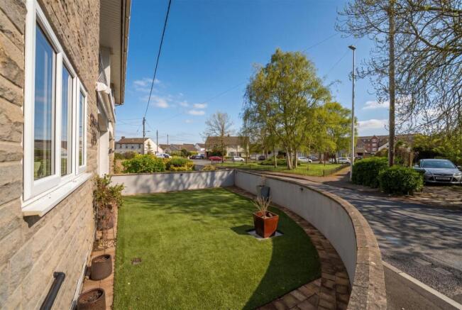 Courtyard Garden Area