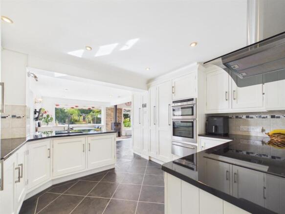 Open Plan Kitchen/Living/Dining Area