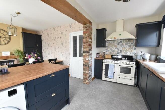 Kitchen / Diner
