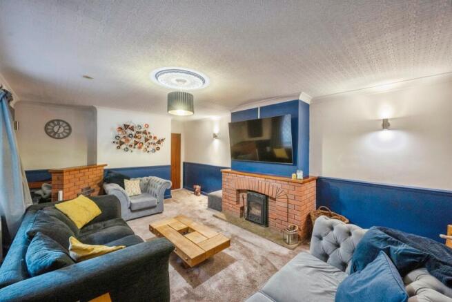 3 bed Detached Bungalow for sale Image 7