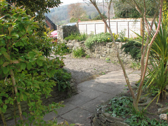 Photo 3
