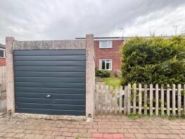 47, Treville Close, Redditch B98 0NW