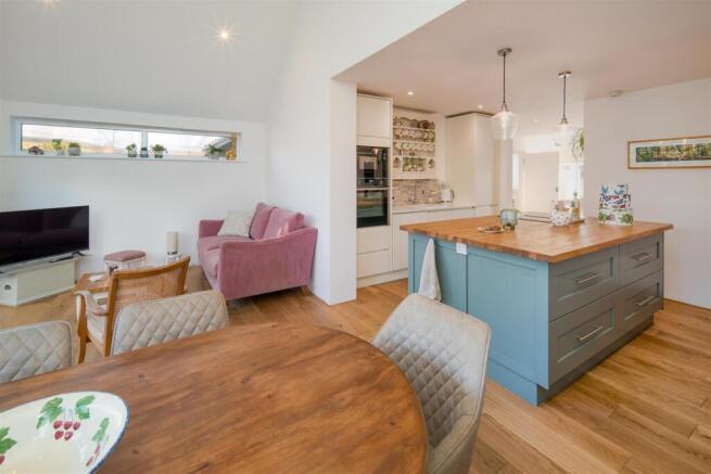 Dining Area to Kitchen