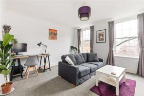29, Wallace House, Caledonian Road, London N7 8TL