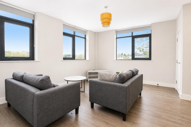 Studio to rent Image 6