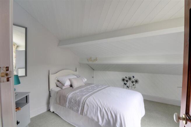 Bedroom 4 (Double)