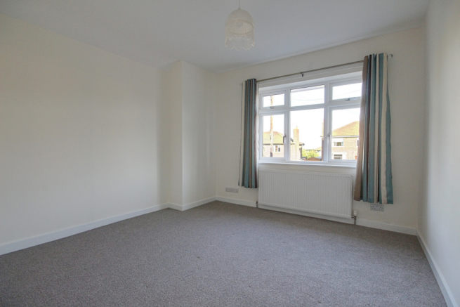 3 bed Semi-Detached to rent Image 8