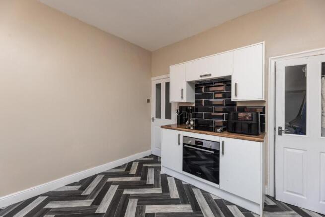 2 bed Terraced for sale Image 5