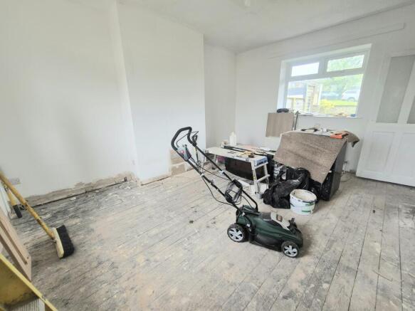 3 bed Terraced to rent Image 6