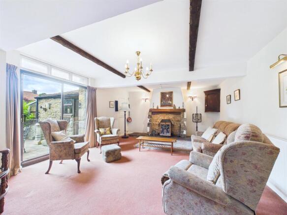Living Area.jpg