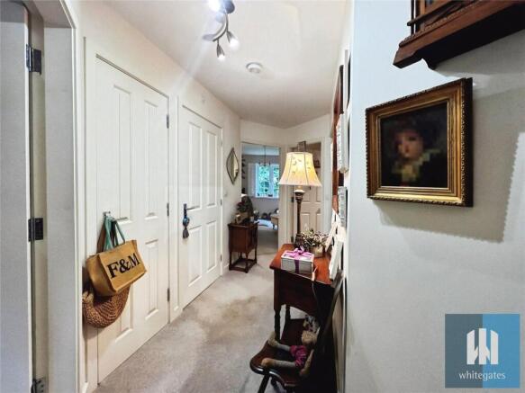 2 bed Apartment for sale Image 10