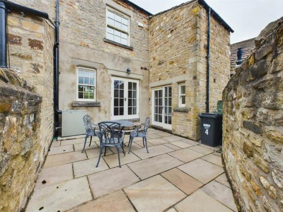 3 bed Character Property for sale Image 11