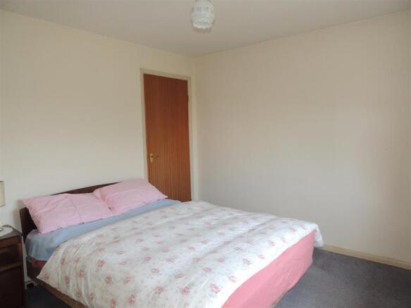 Bedroom: