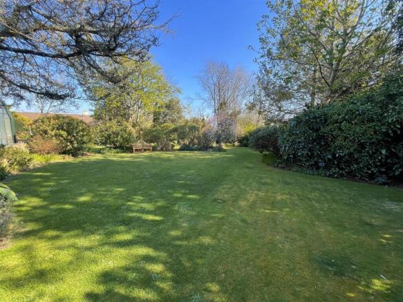 communal gardens 2.jpg