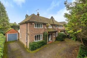 Moorlands, Bagshot Road, Knaphill, Woking GU21 2SG