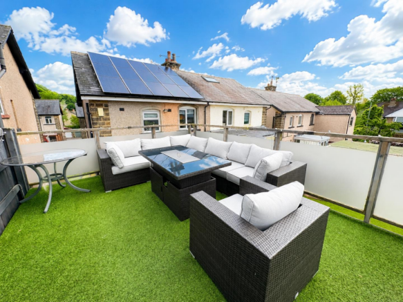 3 bed Semi-Detached for sale Image 6