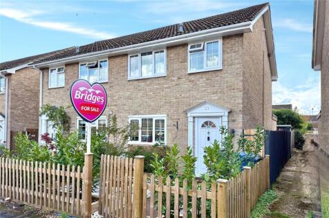 Millins Close, Sandhurst, Berkshire, GU47