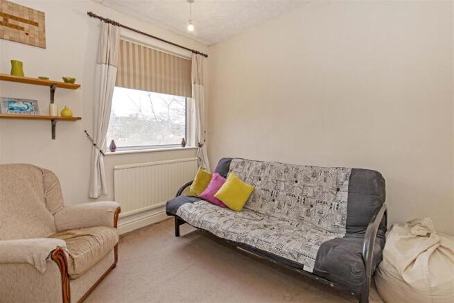 Bedroom 2-1.jpg