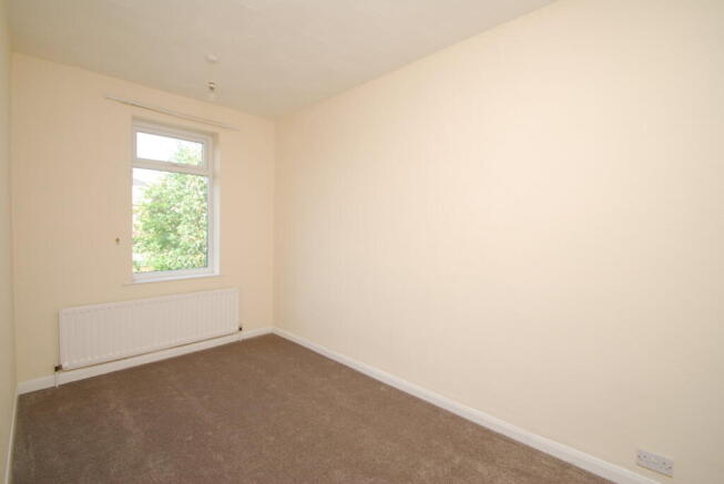 3 bed Terraced to rent Image 5