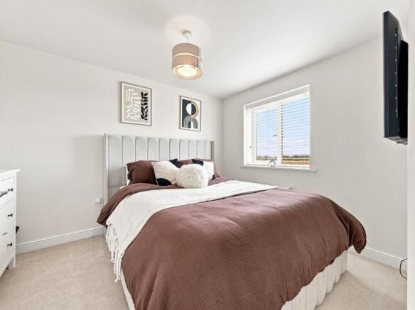 3 bed Semi-Detached for sale Image 10